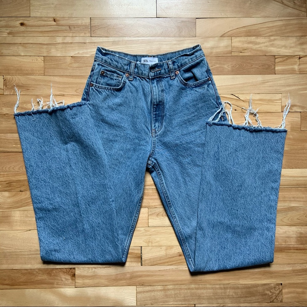 ✨Zara Full Length Straight Jeans✨